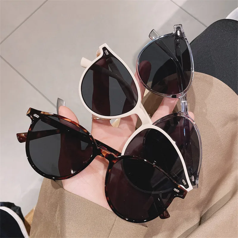 

2021 New Style Classic Retro Sunglasses Women Small Square Frame Fashion Sun Glasses Ladies Grace Sunglasses Men UV400