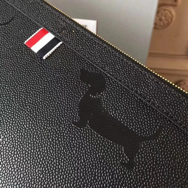 

2021 Fashion TB Brand Briefcase Genuine Leather Messenger Bags Puppy Print Black Casual Envelope Bag Men Women Hand Bags