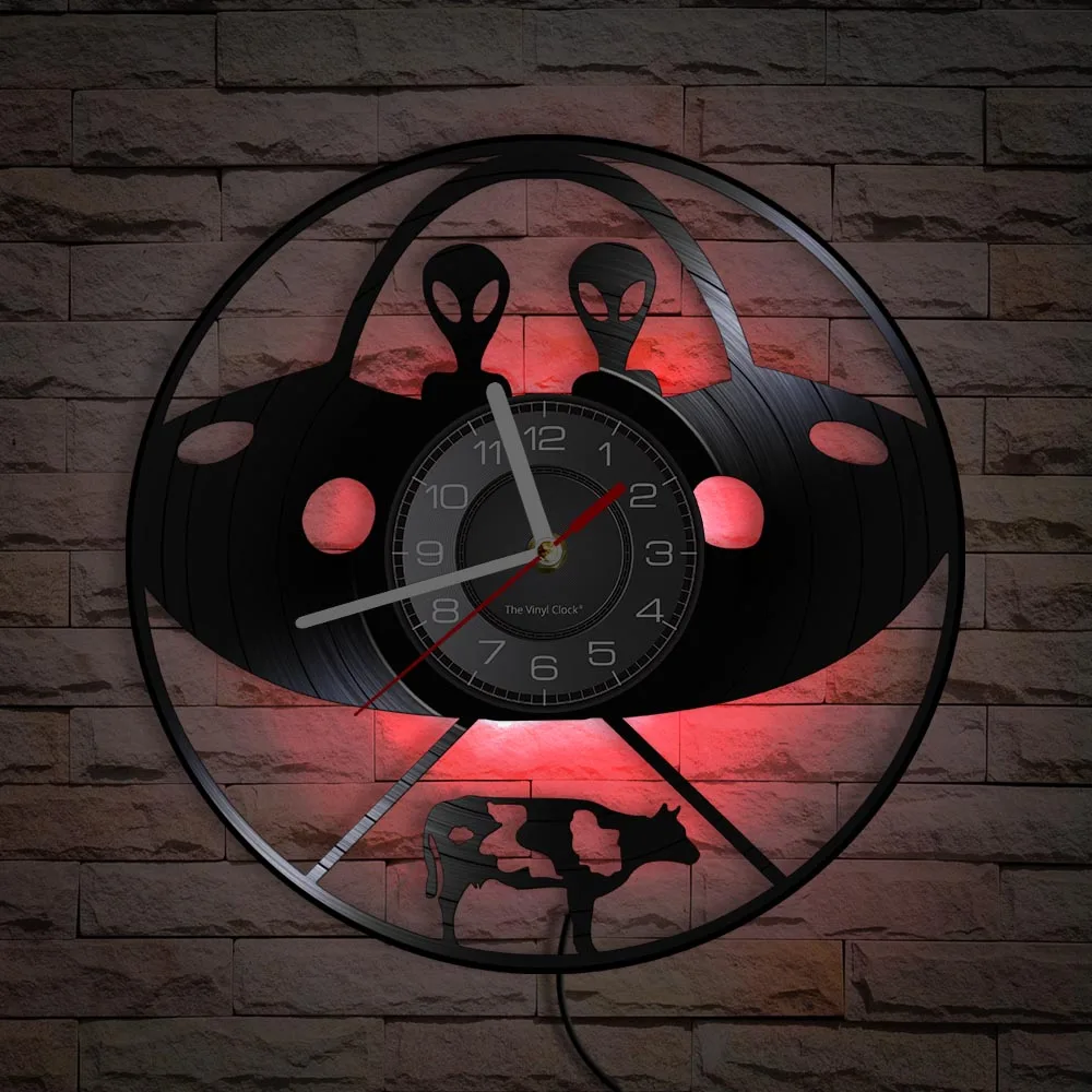 Aerospace UFO Abducting Cow Vinyl Record Wall Clock Extra-Terrestrial Abduction Alien Home Decor Watch Astronomy Scifi Art | Дом и сад
