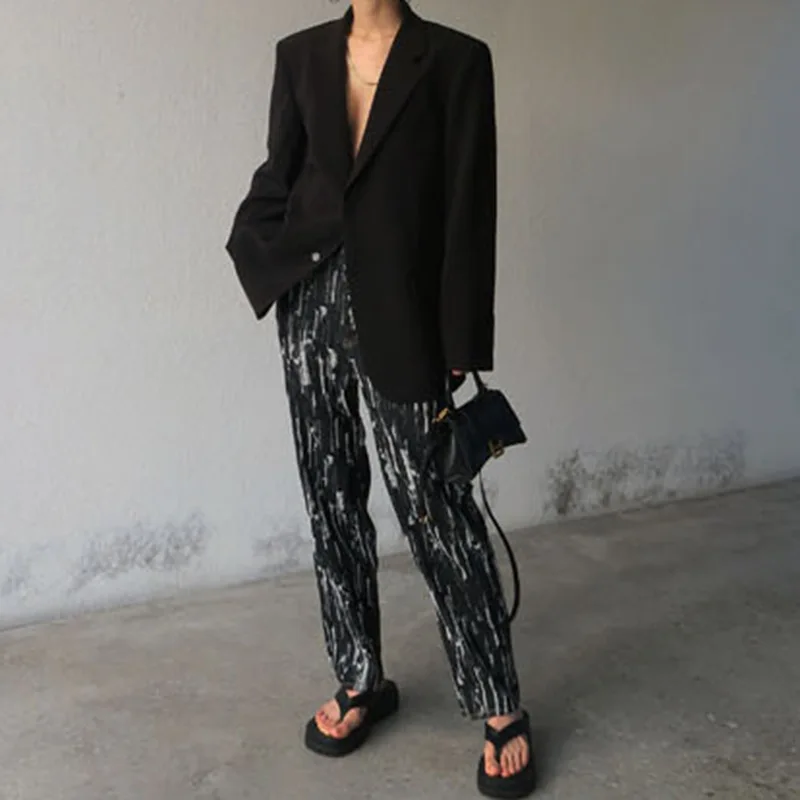 

Black Ripped Vintage Woman's Distressed Jeans Streetwear Hole Hip Hop High Waist Pants Fashion Straight Denim Trousers Ladies