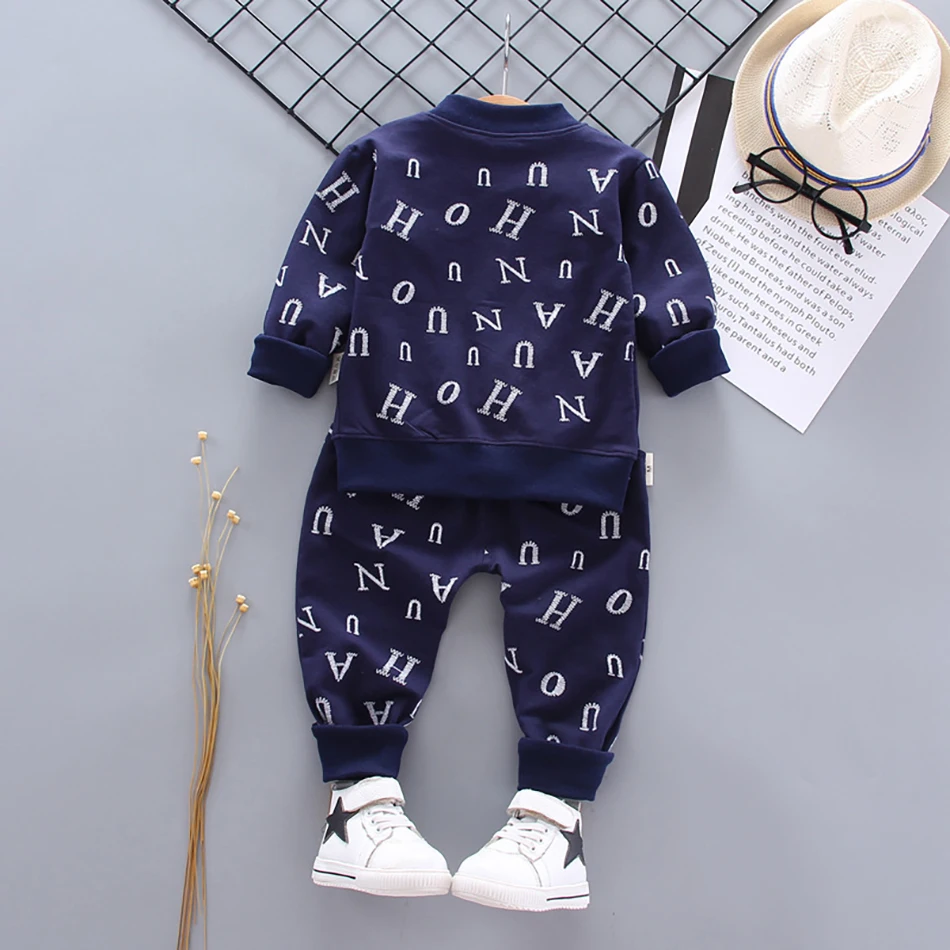 Спортивный костюм для мальчиков и девочек кофта штаны с мультяшным принтом