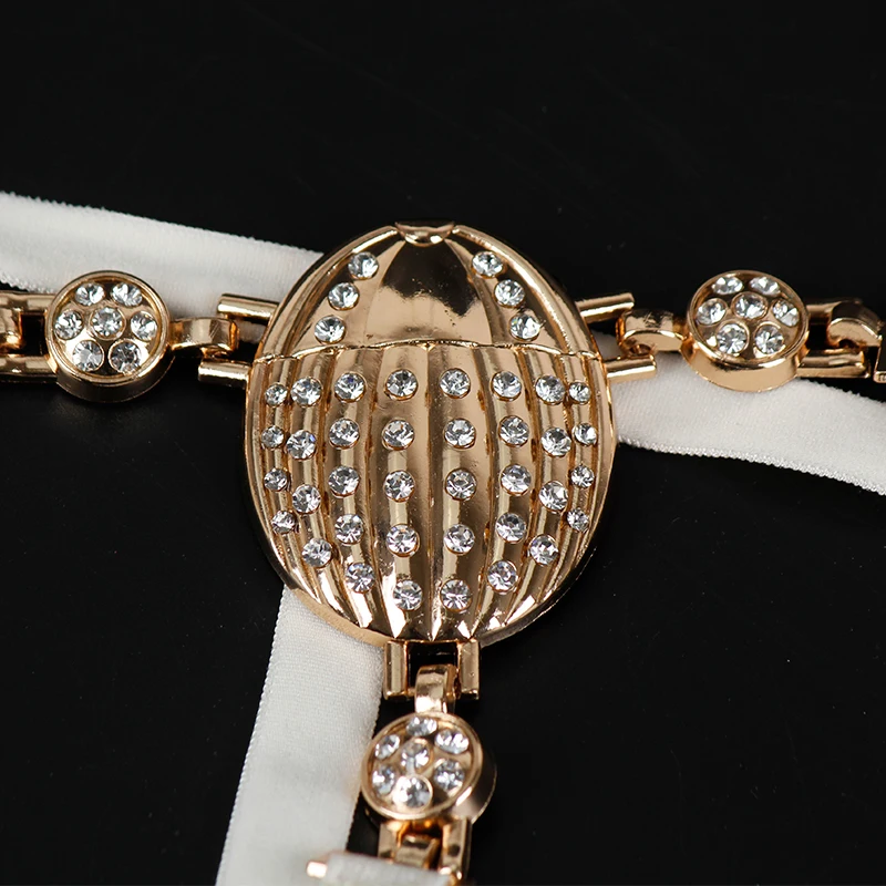 Белые женские трусики нижнее белье стринги с металлическими пуговицами