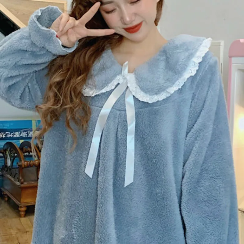 

Women Nightgown Loose Lace Patchwork Bow Coral Fleece Warm Soft Sweet Cute Simple Sleepshirts Female Chic Cozy Ins Ruffles New
