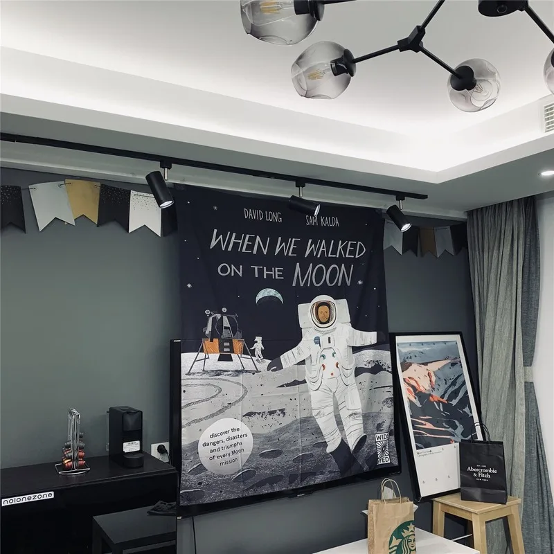 Space Moon Walk Astronaut Tapestry Wall Hanging Cloth Home Decorative Living Room Curtain Wall on The Moon Landing Plan Fabric