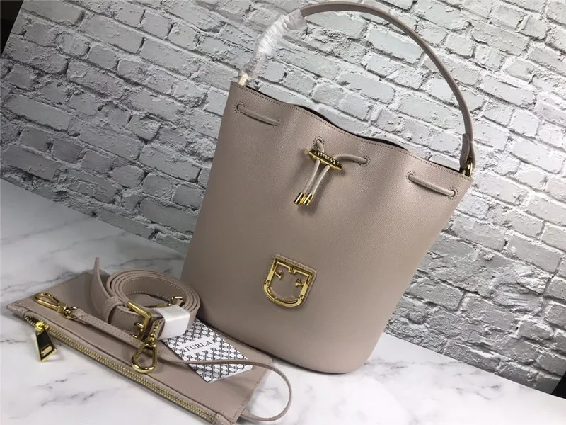 Весна/Лето Новое поступление Оригинальные женские сумки FURLA, высокое качество, маленькие размеры, сумки загара цвета, размер 24 см* 22 см* 16 см