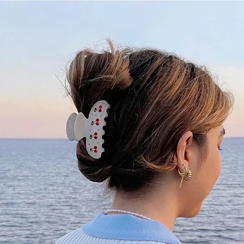 

Acetate Cherry Diamond Hair Claw Fashion Accessories Women Head Hair Clips Cute Shark Clip Hairpins Boutique Headwear