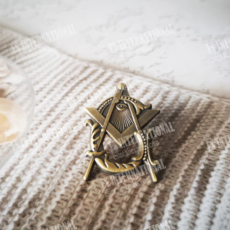 

Античный металлический значок для лацканов Masonic