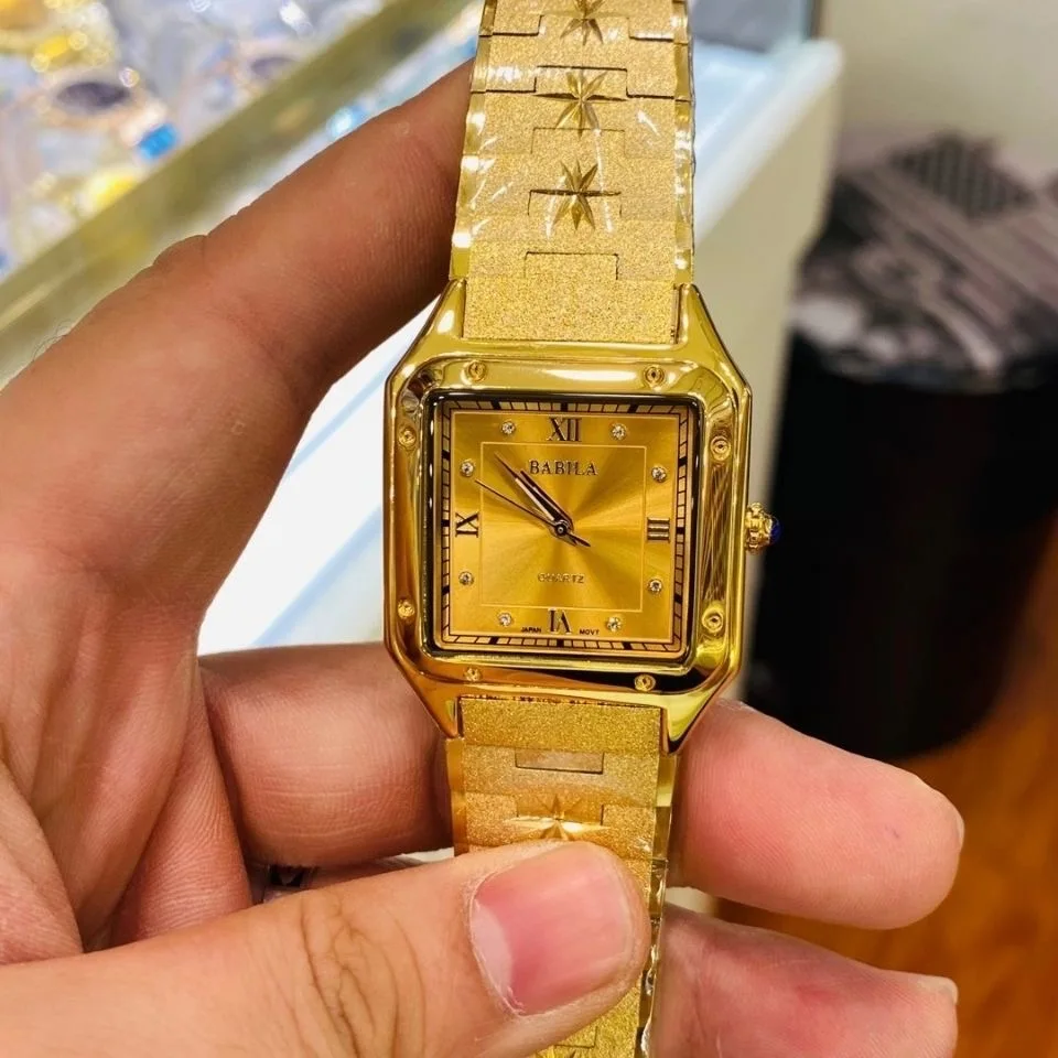 

Новые мужские часы с латунным ремешком, новинка 2021, дизайнерские кварцевые часы для пары с квадратным циферблатом, часы из 24-каратного золот...