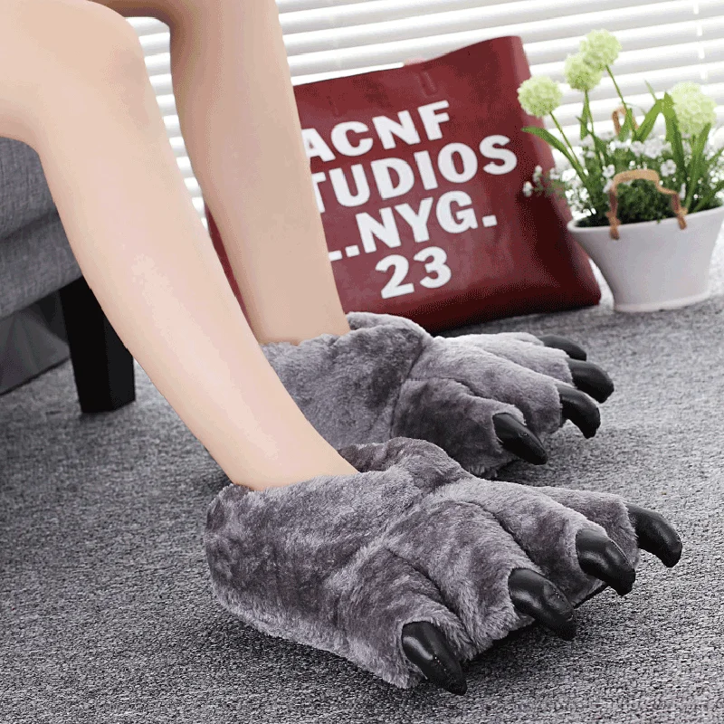 

Unisex Chunky Bigfoot Shoes Women's Bear Paw Slippers Couples Male Slipper Home Indoor Furry Slides Size 35-43 Women's Shoes