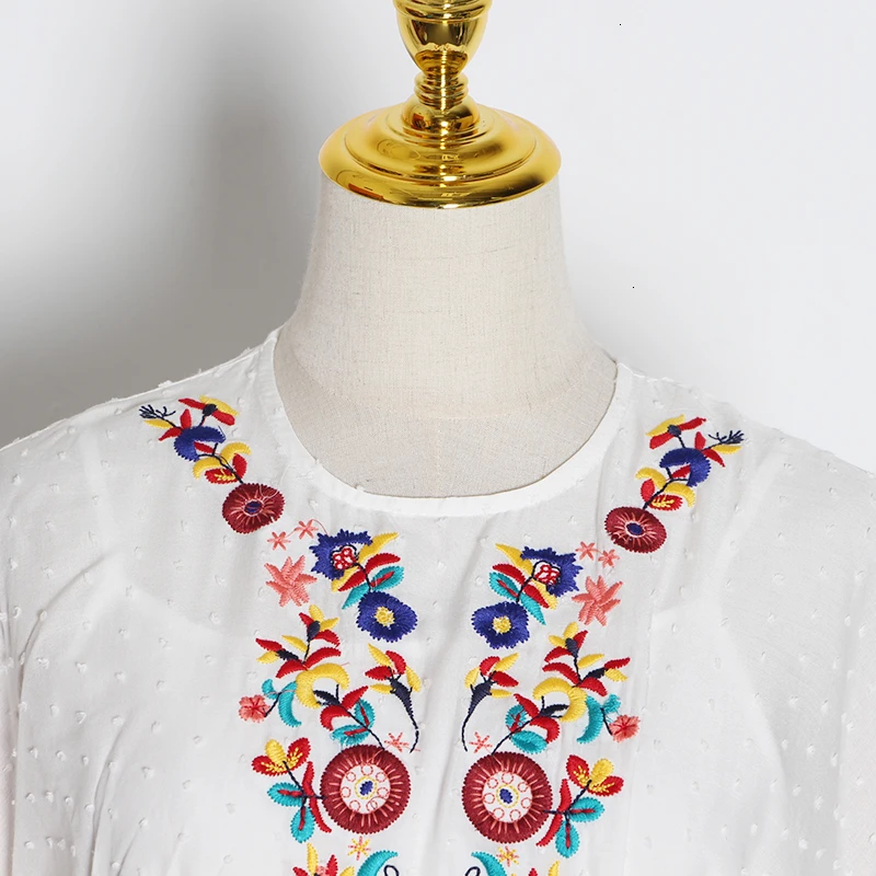 TWOTWINSTYLE винтажные платья с вышивкой женское платье круглым вырезом и