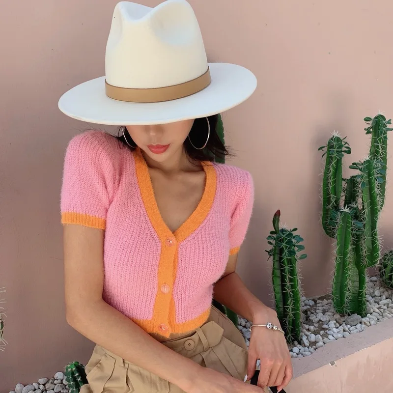 Укороченный свитер женский розовый вязаный сексуальный укороченный |