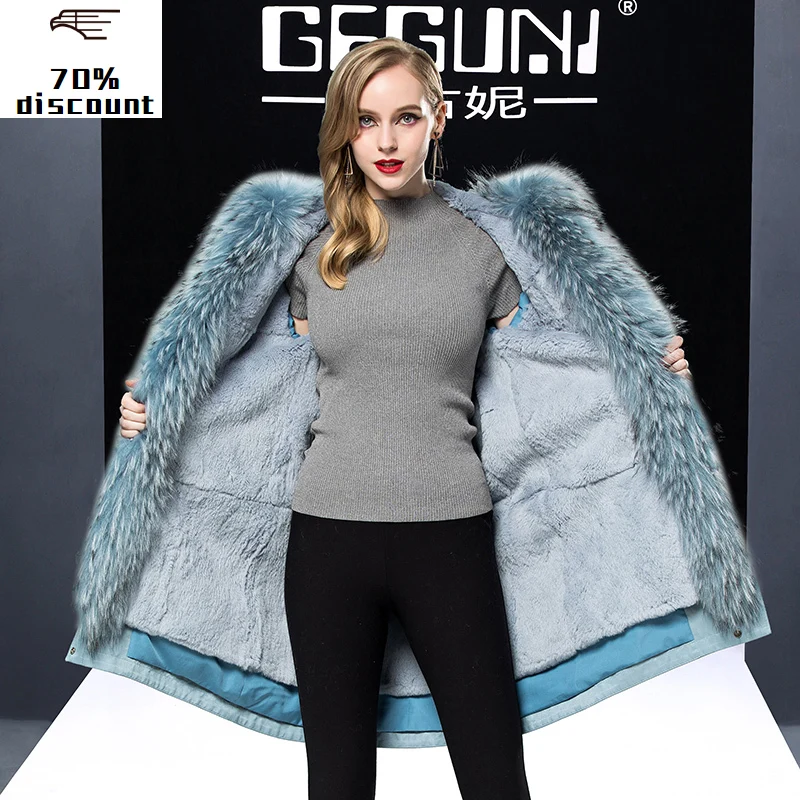 

Женская длинная куртка на кроличьем меху, зимняя парка с воротником из меха енота и подкладкой из натурального кроличьего меха, 2020