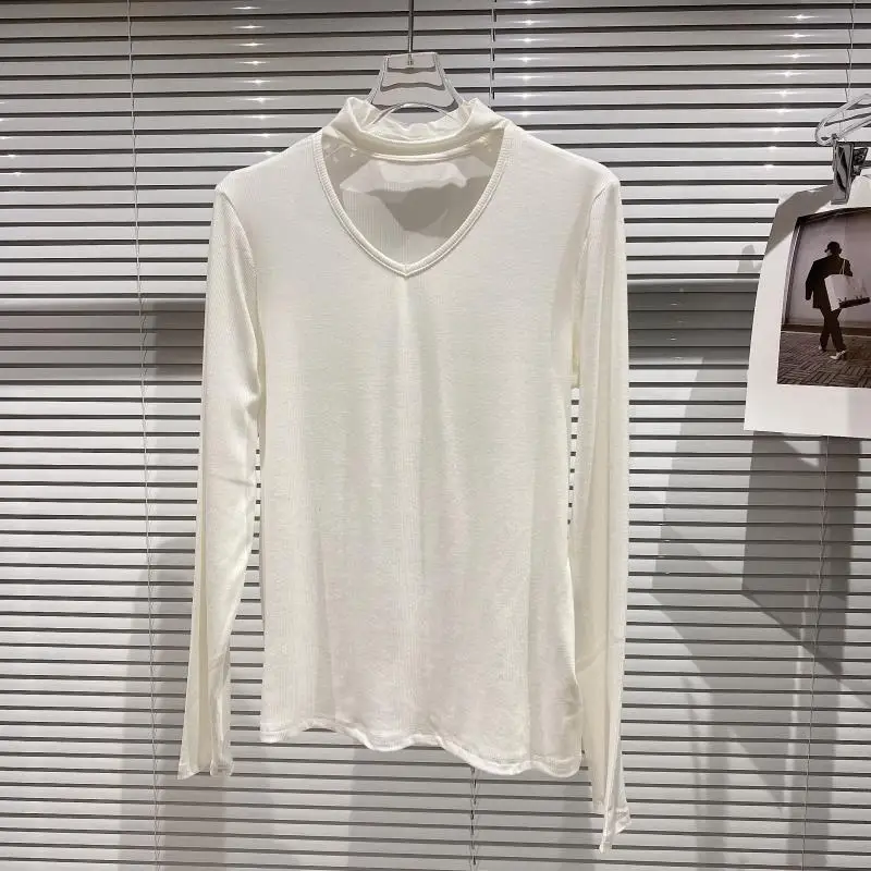 

2021 Summer New Cut-out V-neck Long Sleeve Women's Cotton Knitted T-shirt