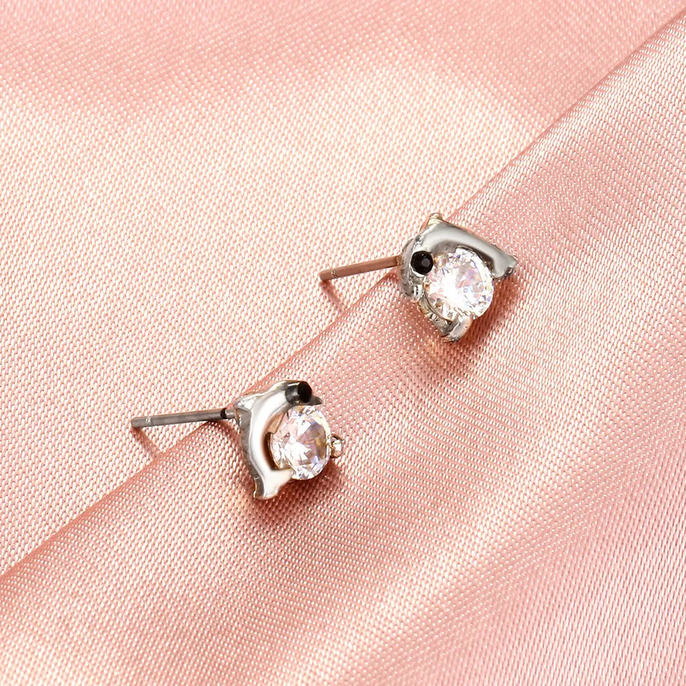 

Simple Zircon Earrings Fashion Temperament Mini Dolphin Earrings Cute Student Girlfriends Earrings Jewelry FemaleQW98