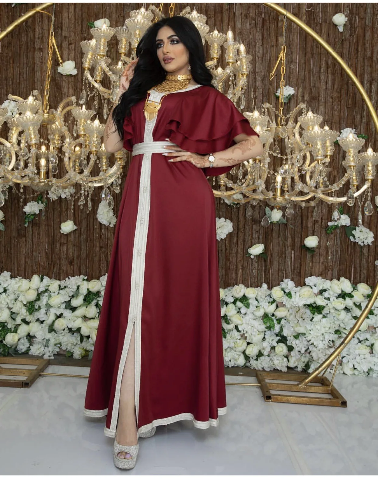 

2021 Summer Fashion Style Muslim Women V-neck Short Sleeve Long Abaya European Clothing Abaya Dubai
