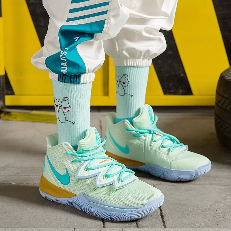 Стильные милые короткие носки мужские с героями мультфильмов узором в стиле