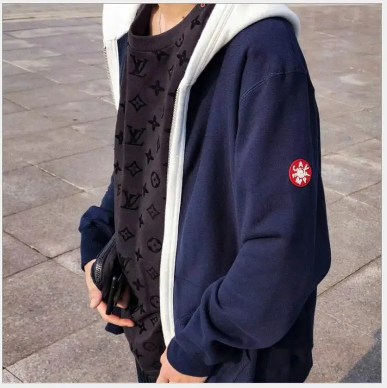 

Новинка 2021, свободный свитер контрастных цветов с прострочкой, толстовка на молнии, уличный стиль, синий японский тренд для мужчин и женщин