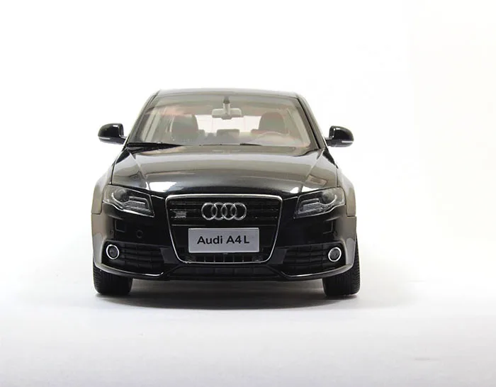 1:18 литая под давлением модель для Audi A4L 2010 Черный сплав игрушечный автомобиль миниатюрная коллекция подарки A4 S4