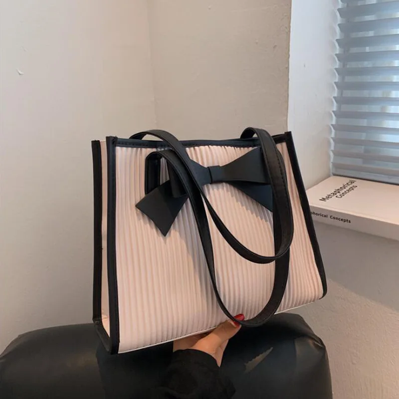 Женская сумка-тоут из искусственной кожи осенняя сумка с рюшами и бантом |