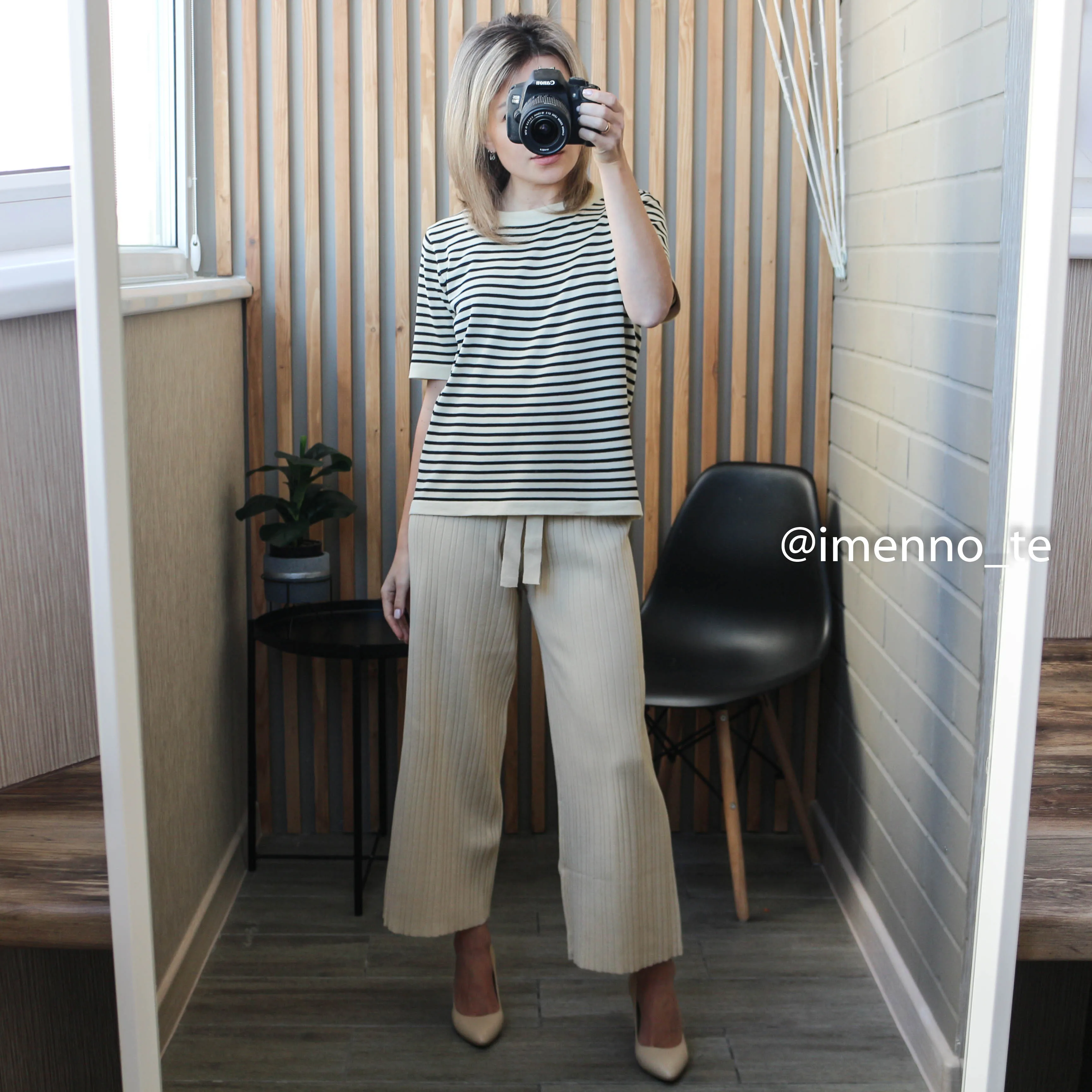 Женский трикотажный костюм GIGOGOU комплект из двух предметов: футболка с коротким