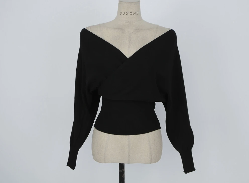 

Korean V-neck Knitted Pullovers Sweaters Women 2020 Autumn Long Sleeve Sexy Back Open Tops Solid Fashion Ladies Jumpers Femme