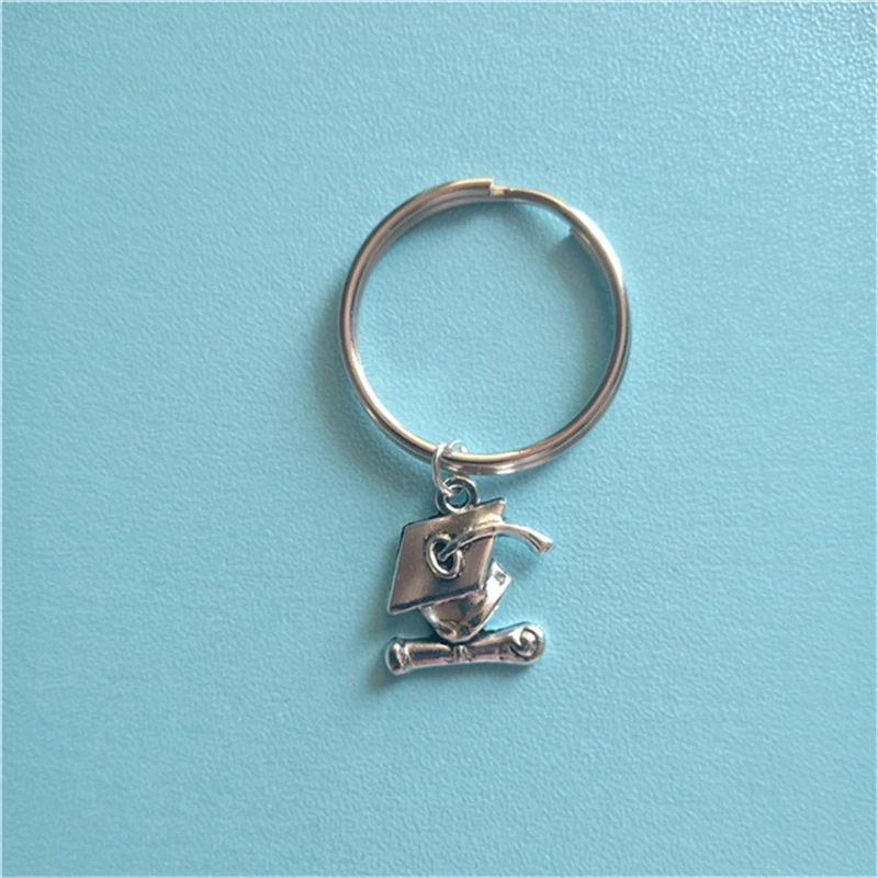 

Cartoon Graduation Cap Keychain, Friendship Keychain,Creative Graduate Gift, Key Ring, Personality Graduation Gift