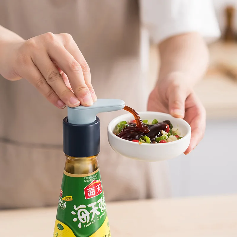 

Kitchen Multi-Use Extruder Oyster Sauce Bottle Pressure Mouth Fuel Consumption Press Spray Dispenser Ketchup Press Pump Head