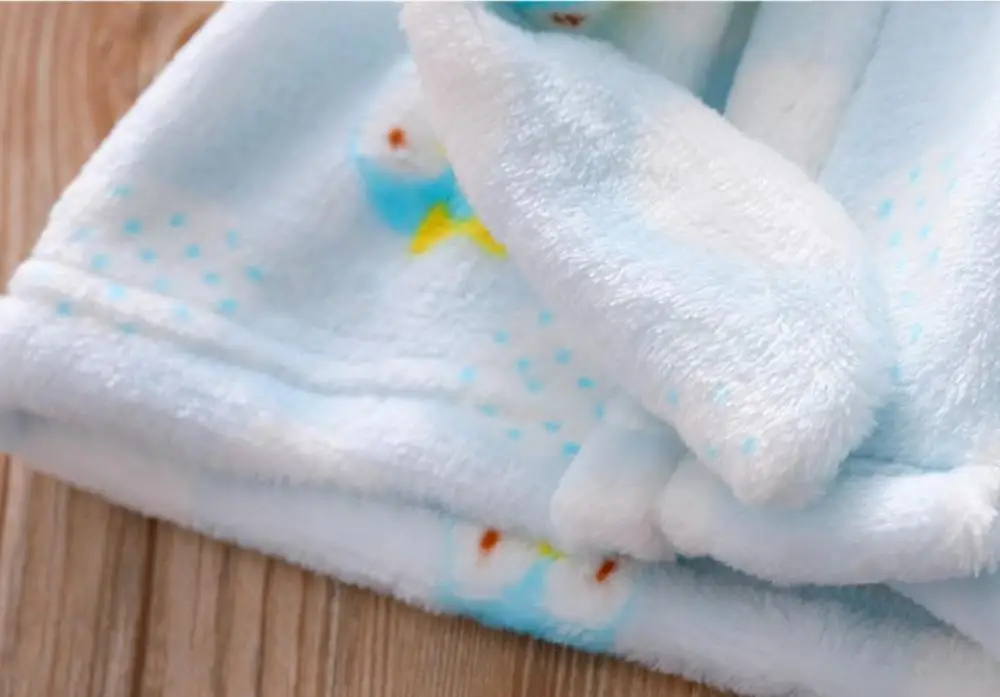 Детские халаты для детей 1-6 лет; зимняя теплая одежда для девочек; фланелевая ночная рубашка; одежда для малышей; Пижама для сна для мальчиков