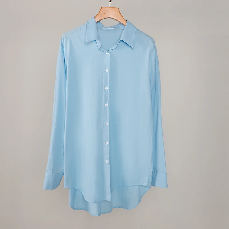 

Shirts & Blouses