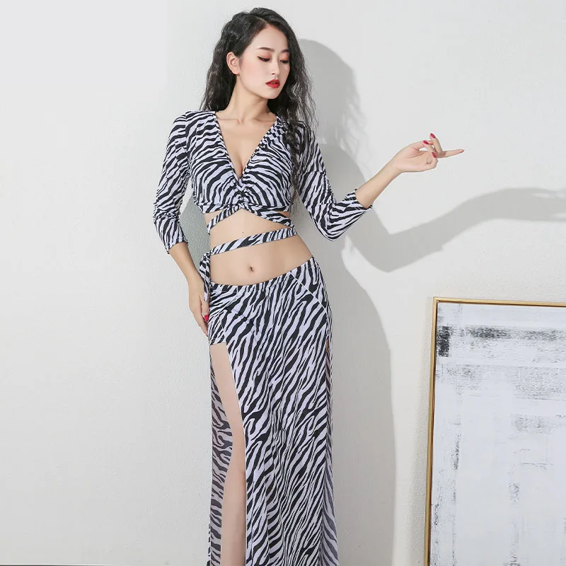 

Fashion Long Sleeve Zebra Print V-Neck Sexy Belly Dance Placketing Skirt 2pcs Set for Women Performance Wears Costumes ZM332