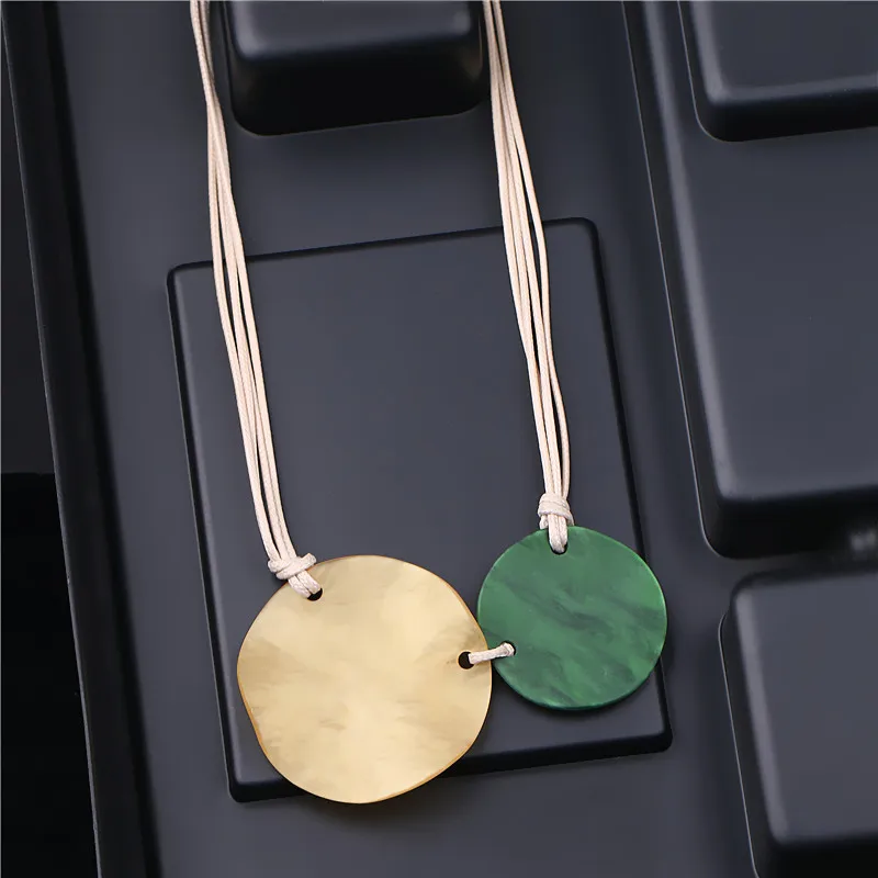 Цепочка с подвеской Женская круглая модное простое ожерелье из смолы длинная