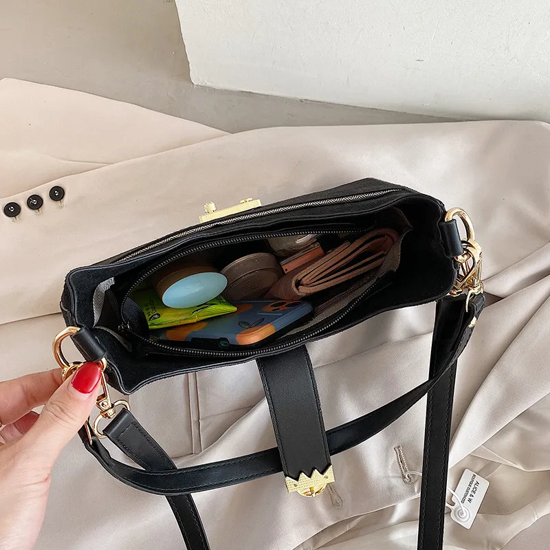 

New Winter Noble Temperament Crossbody Bags for Women 2020 High Quality Nubuck Leather Shoulder Bag Female Unique Lock Hobo Bag