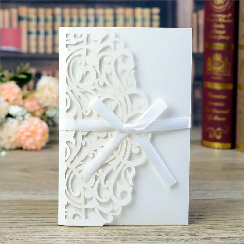 

50pcs Laser Cut Wedding Invitation Card Lace Flower Menu Greeting Card Customize With RSVP Card Ribbon Wedding Party Decoration