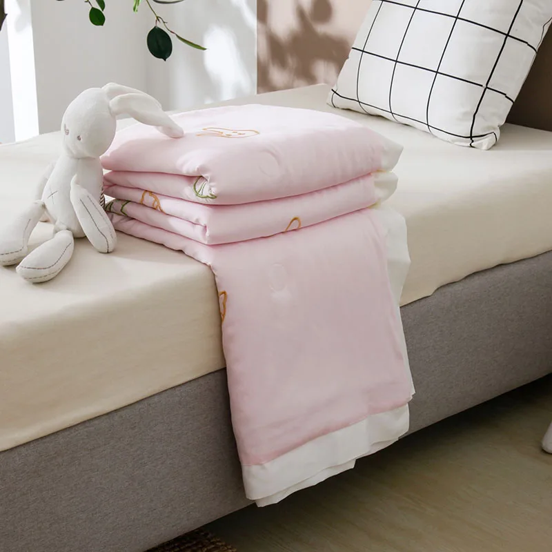 

Children's Kindergarten Air Conditioned Room Summer Cool Light Thin Fresh Embroidered Soft Cozy Breathable Quilt