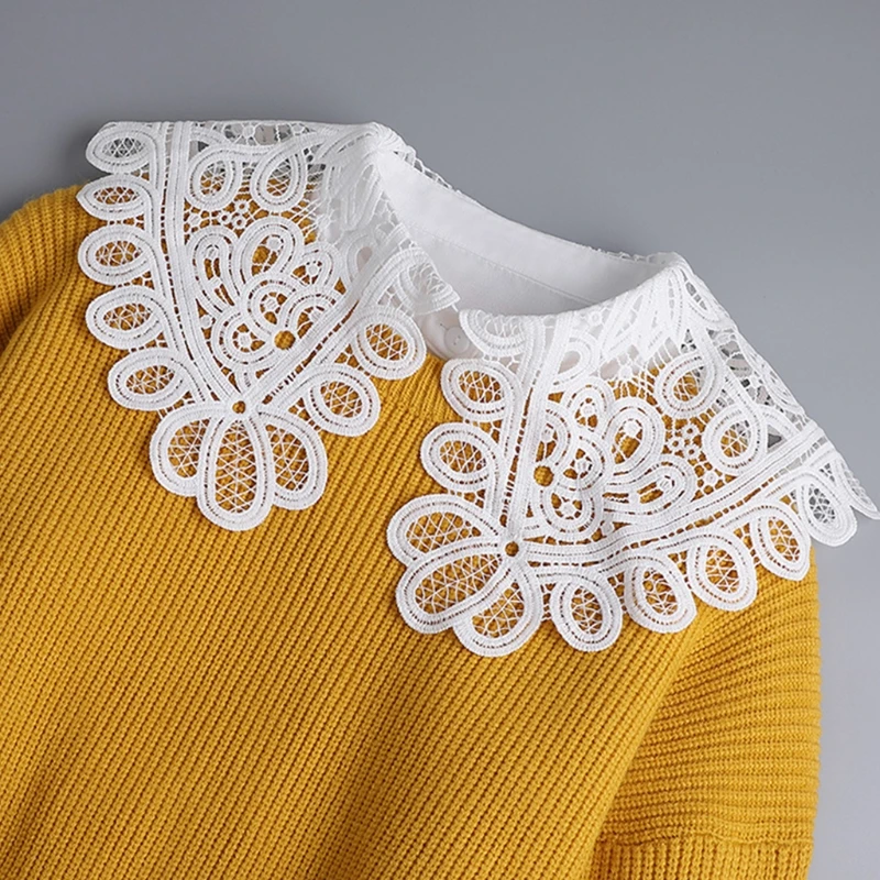 

Women 2Pcs Large Lapel False Collar with Fake Sleeve Wristband Set Hollow Out Lace Detachable Half Shirt Horn Cuffs