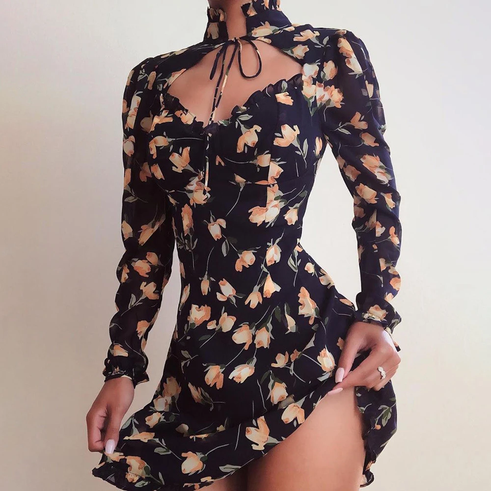 Платье с цветочным принтом и высоким воротником женские кожаные ремни длинными