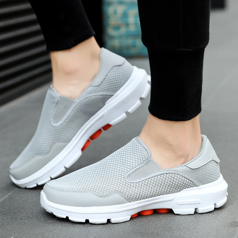 Mesh Shoes Men Casual Lightweight Breathable Sneakers For Men Slip-On Comfortable Krasovki Men Flats Shoes Zapatillas Hombre