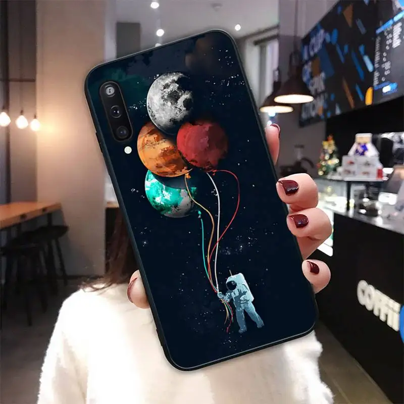

Space Moon Astronaut Black Silicone Cover Case For Samsung Galaxy M 30S A6 A7 2017 2018 A10 A20 E A30S A40 A50 A70 A80 Funda