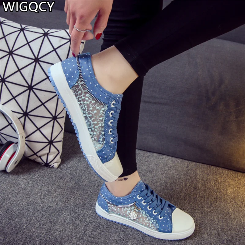 

WIGQCY 2020 New spring summer fashion mesh women's shoes students hollow canvas shoes lace up women's casual flat shoes D010
