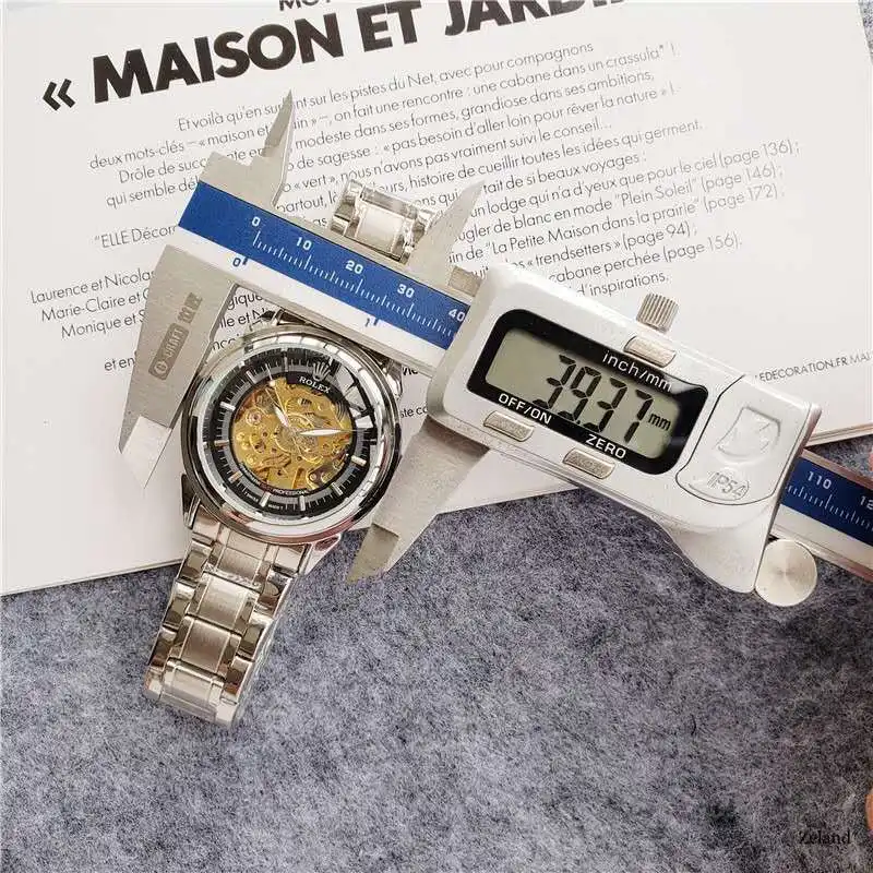 

NEW Hot high quality Mens Womens Quartz Watch Fashion Gift Gold Casual Waterproof Watches