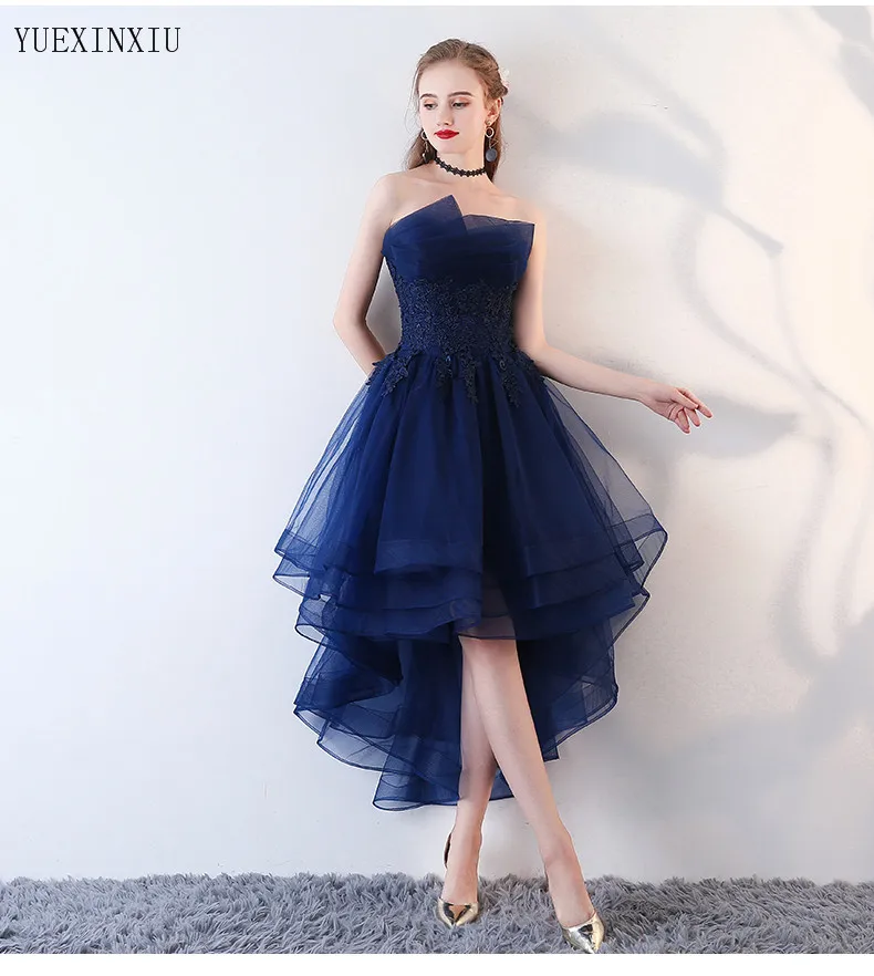 Женское вечернее платье без бретелек Robe De Soriee темно синее элегантное с