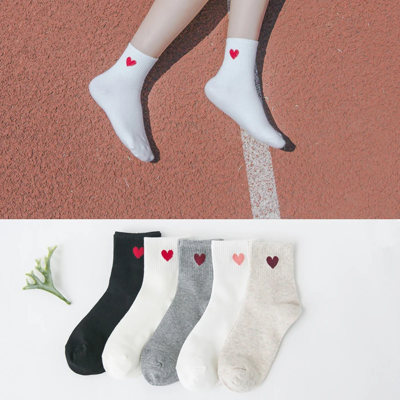 

Women Fashion Harajuku Cotton Long Socks Japanese Novelty Love Heart Pattern Socks Girls Standard Hiphop Solid Cool Socks 2021