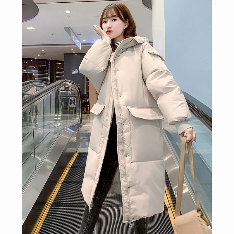 Женский зимний пуховик средней длины с капюшоном модная теплая утепленная