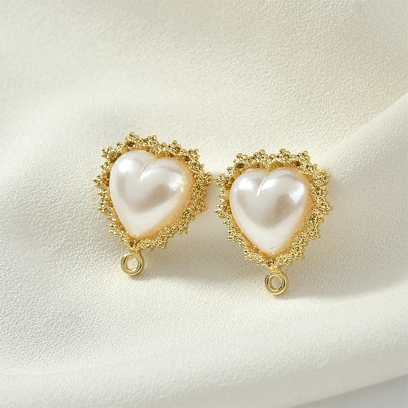 Элегантные универсальные серьги-гвоздики из кружева Персиковое сердце Жемчуг