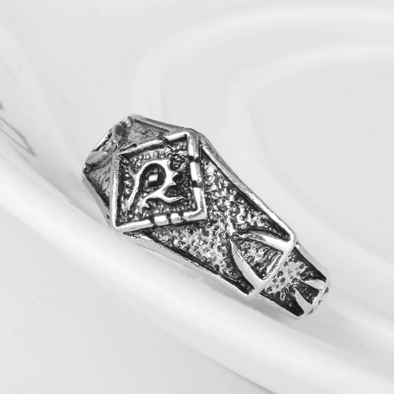 

Animation game surrounding World of Warcraft ring alloy ring accessories