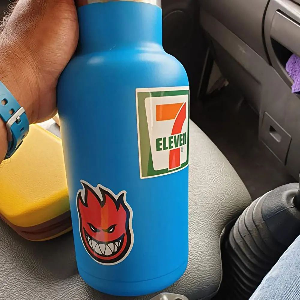 

100PCS stylish skateboard stickers waterproof polyethylene bicycle water cup guitar luggage youth notebook stickers