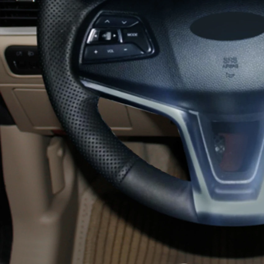 

LQTENLEO Black Artificial Leather Car Steering Wheel Cover For Chery Tiggo 5X 2017 2018 Tiggo 7 2015 2016 2017 2018