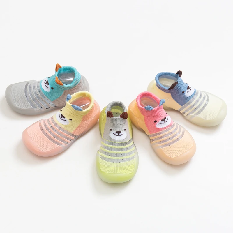 Детская обувь на мягкой резиновой подошве с мультяшными животными носки для