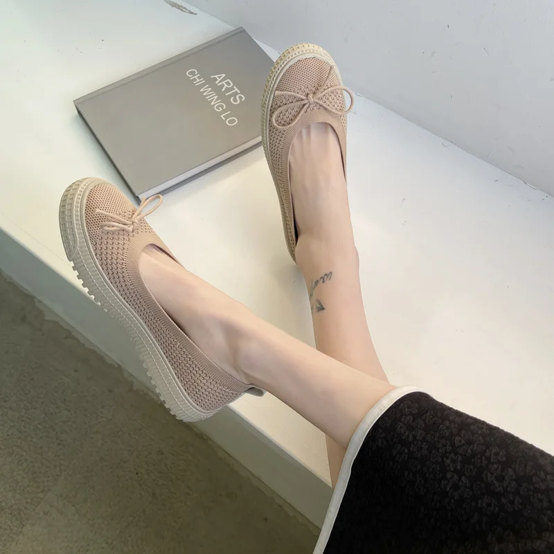 

2021 Women's New Casual Shoes Solid Color Round Toe Non-lace Cuff Women's Shoes Outdoor Lightweight and Comfortable Casual Shoes