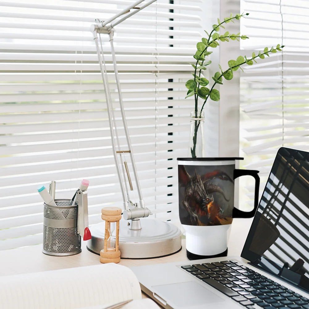 Бои дракона воины в средневековье с двойными стенками Изолированные кофейные